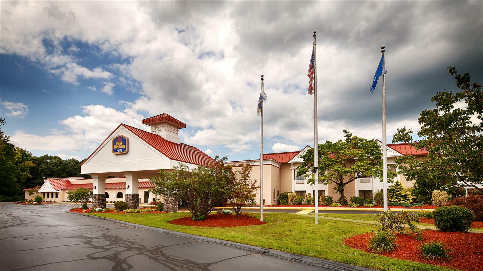 Clarion Inn North Haven Exterior photo